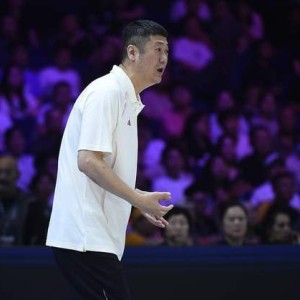 开云体育app-赵勇再现怒吼：拦网为什么不说话准备会怎么布置的，咣咣咣老被打|女排|世界女排联赛|中国女排|球员|球迷_新浪体育_新浪新闻