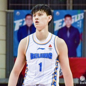 北京实力占优但并未反映在比赛当中 分水岭在次节北京多次失误