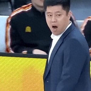 开云体育官网-山西输球揪出两大软蛋，两主力中锋全场合砍0分，完全成上海卧底